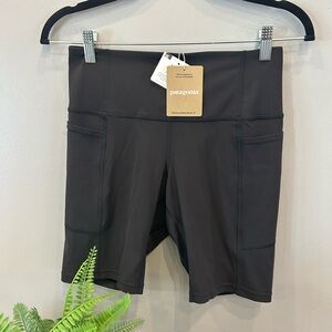 NWT 🍃 WOMENS PATAGONIA Maipo Shorts - 8 inch inseam - black - with pockets
